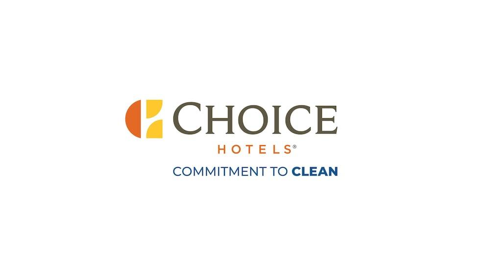 Quality Inn & Suites West Omaha - Ne Linclon Esterno foto