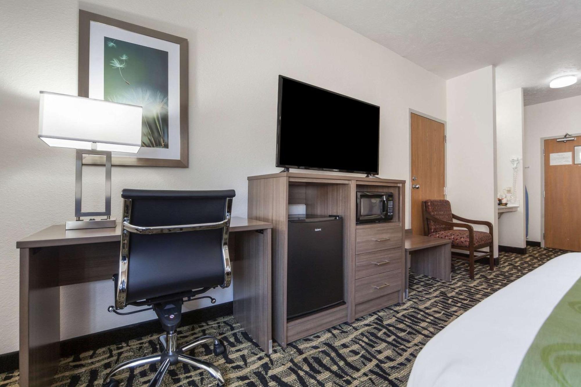 Quality Inn & Suites West Omaha - Ne Linclon Esterno foto