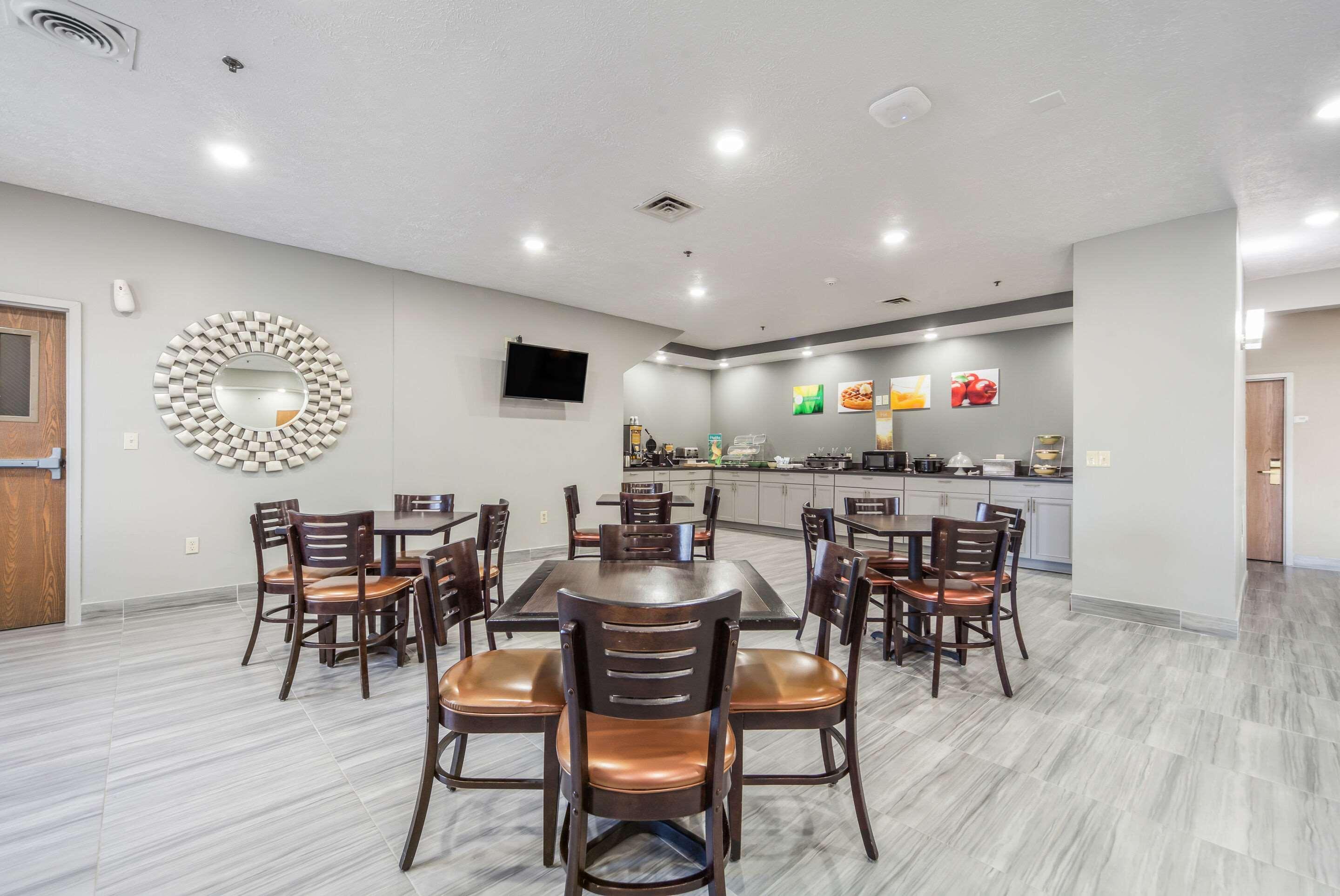 Quality Inn & Suites West Omaha - Ne Linclon Esterno foto