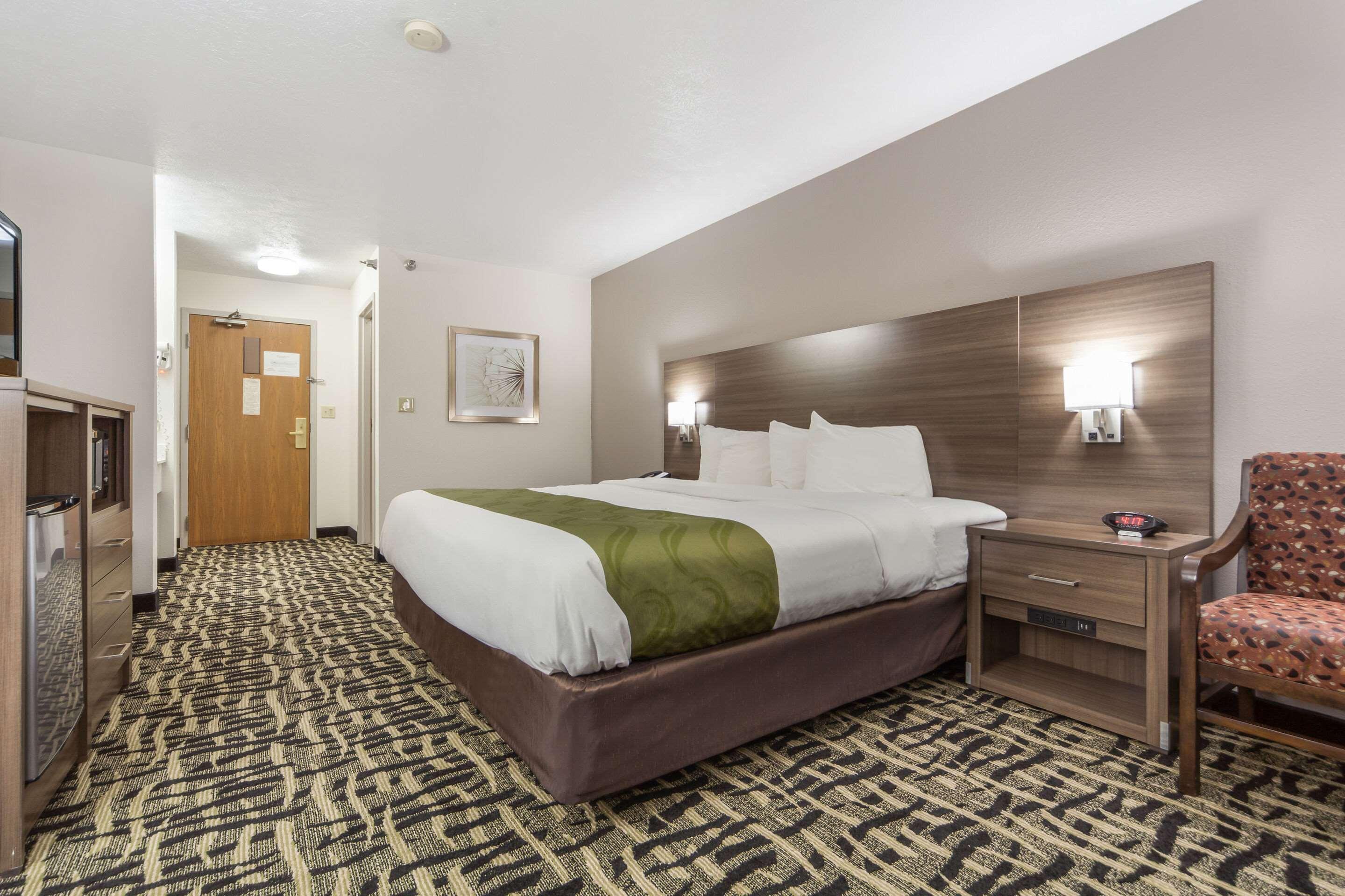 Quality Inn & Suites West Omaha - Ne Linclon Esterno foto